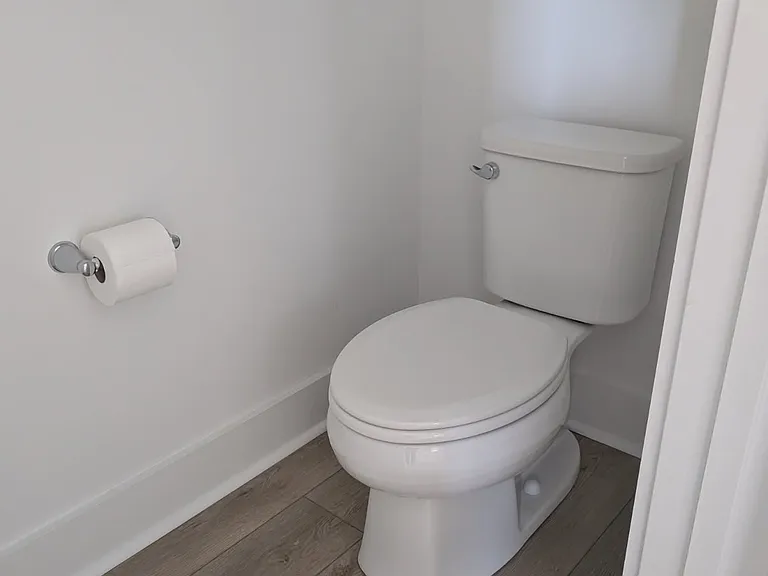 1049 Nadine Way — Photo 21