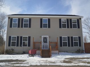 689 Babcock Lake Rd, Petersburgh, NY 12138
