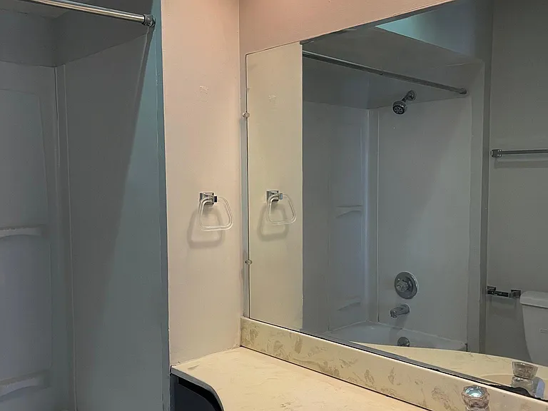 612 S Johnson St #11 — Photo 14