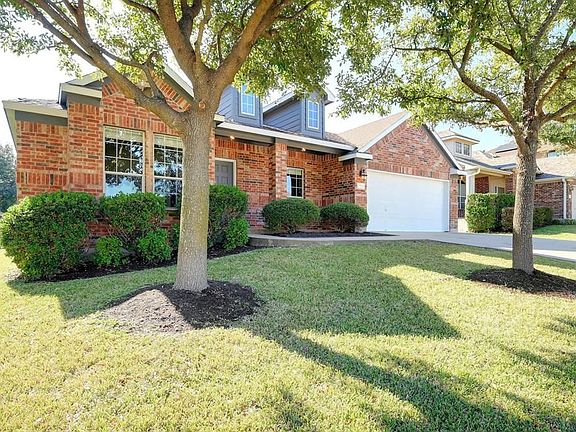 2nd image of 2713 Barefoot Ln