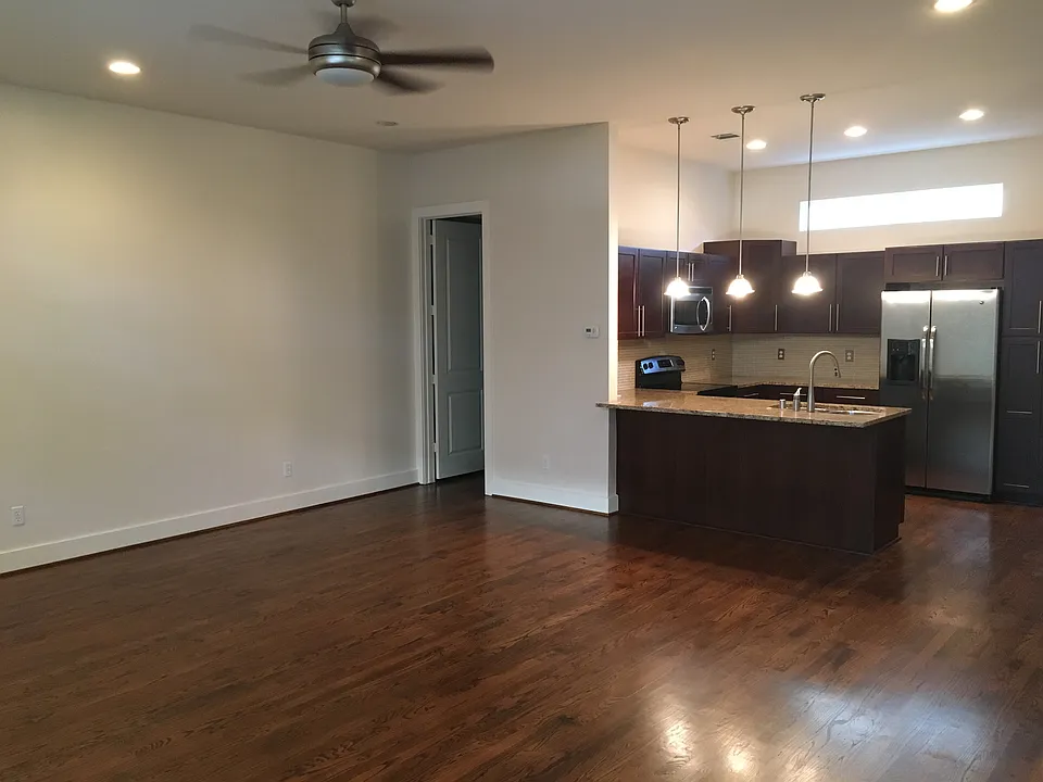 5618 Lindell Ave #9