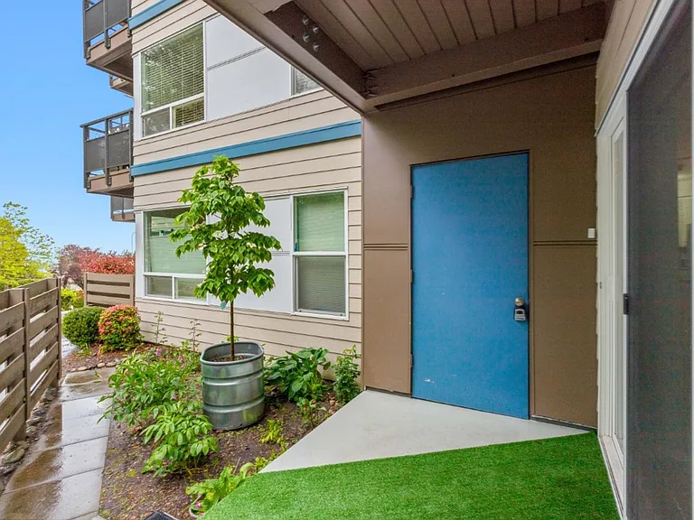 550 Elm Way #106 — Photo 17