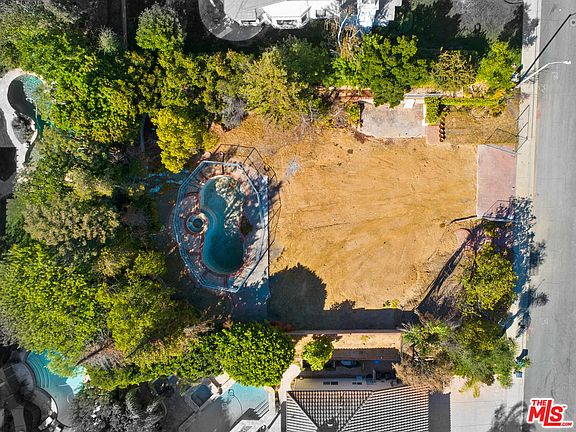 5th image of 1241 Hidden Springs Ave