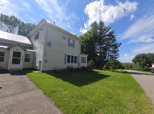 37 Pleasant St, Oakfield, ME 04763