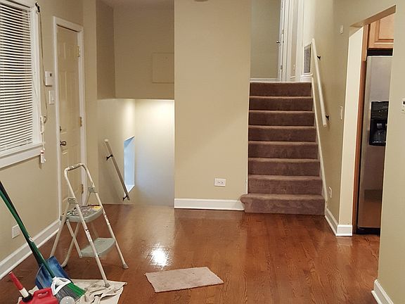 5th image of 6921 S Woodlawn Ave