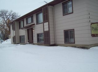 534 2nd St SW APT 101, Jamestown, ND 58401