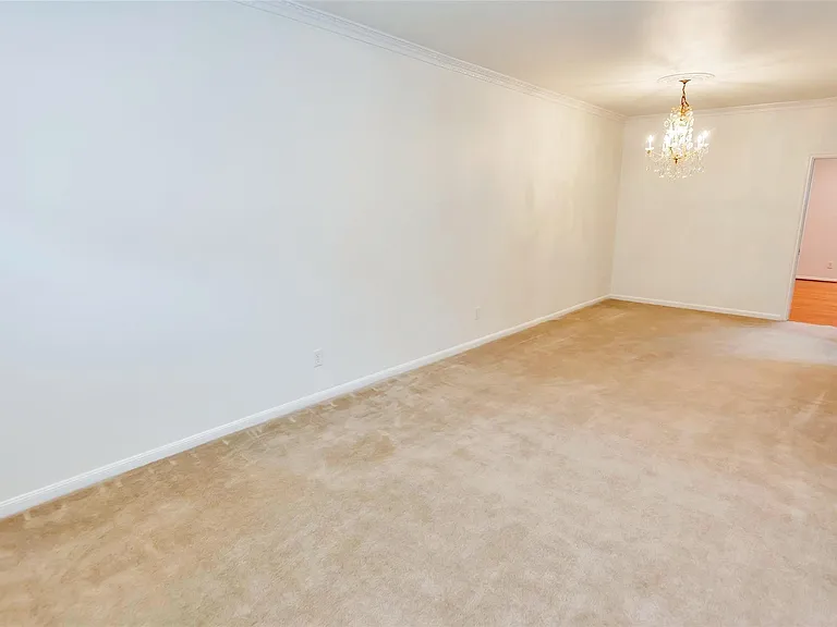 8615 La Fonte St — Photo 10