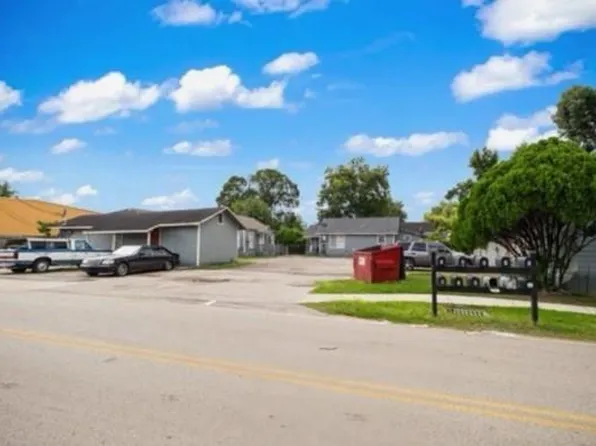 13928 Bandera St, Houston, TX 77015