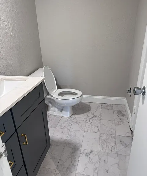 1728 NE 2nd Ave #2 — Photo 7