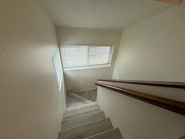 1723 E Flora St #A — Photo 24