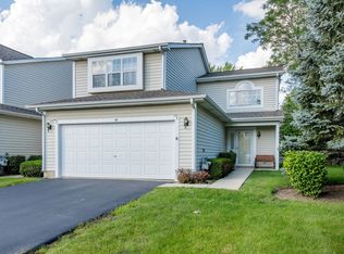 1111 Longford Rd, Bartlett, IL 60103