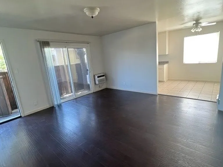 991-997 Ravenscourt Ave — Photo 6
