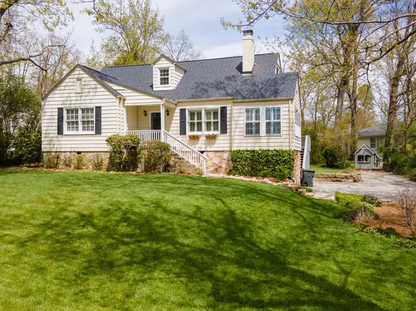 1428 Wood Nymph Trl, Lookout Mountain, GA 30750