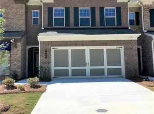 1055 Hampton Oaks Dr, Alpharetta, GA 30005