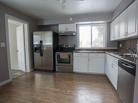 2nd image of 38 Cuyuna Dr
