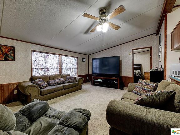 4th image of 884 Apache Dr