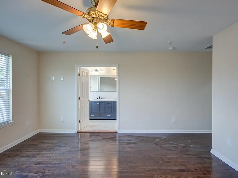 7827 Crystal Brook Way — Photo 29