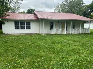 516 S Missouri Ave, Oran, MO 63771