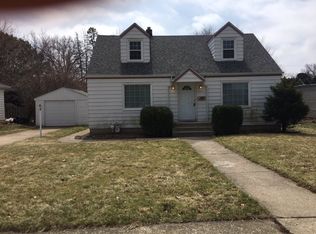 2405 Brendenwood Rd, Rockford, IL 61107