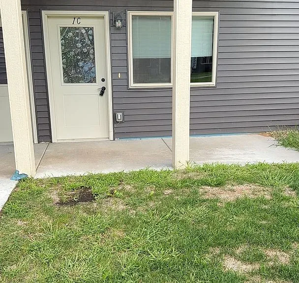 1614 Keanan Ln — Photo 9