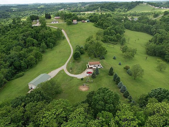 3rd image of 516 Chestnut Ridge Rd