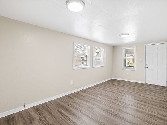 5th image of 8210 N Marks St