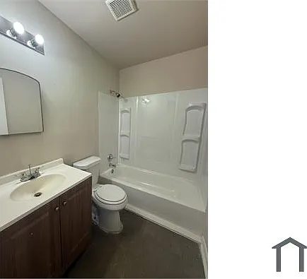 3 bed, 1056 sqft, $1,153 — Photo 2