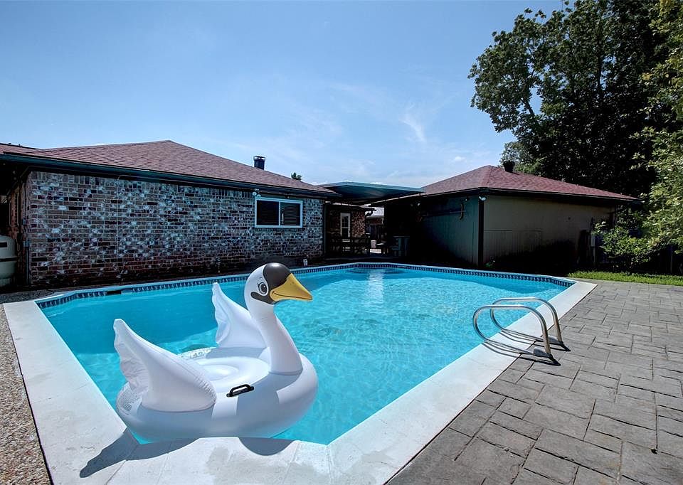 1st image of 10835 Sageburrow Dr