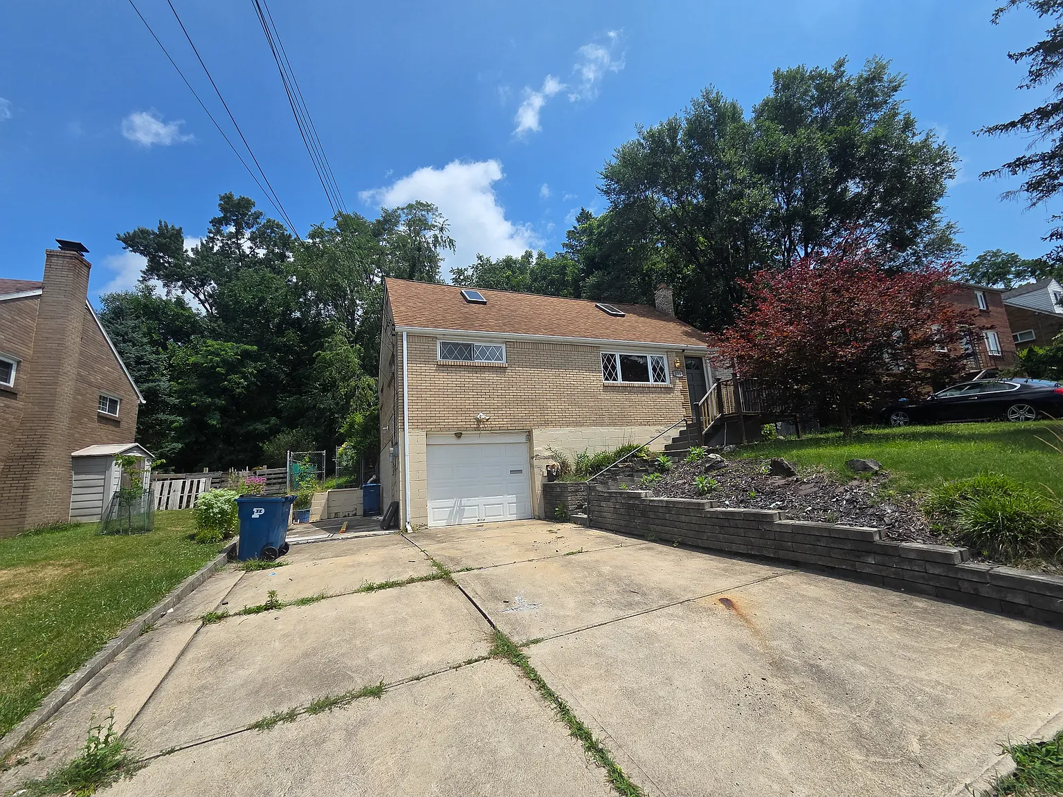 151 Mahoning Drive - 1 — Photo 2