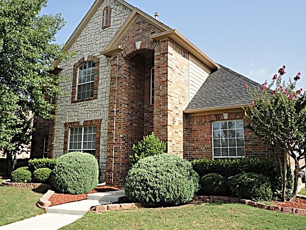 1st image of 413 Durrand Oak Dr