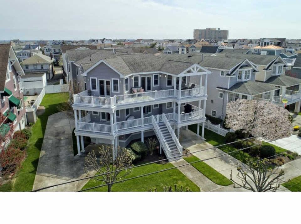 1st image of 13-15 E Atlantic Blvd #2