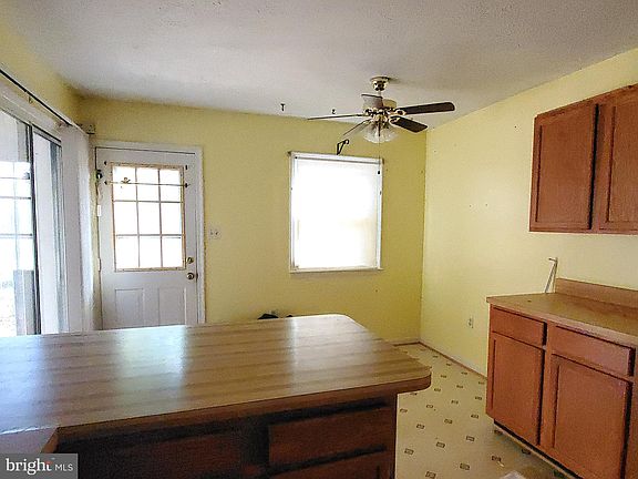4th image of 12422 Channelview Dr