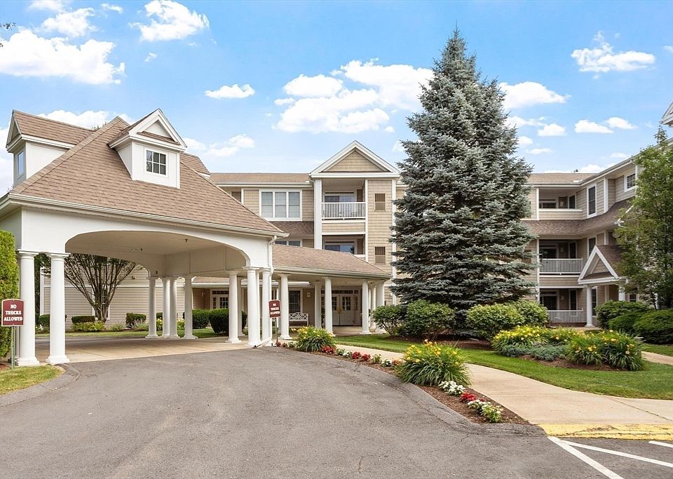 1st image of 1213 Emerald Ct #1213