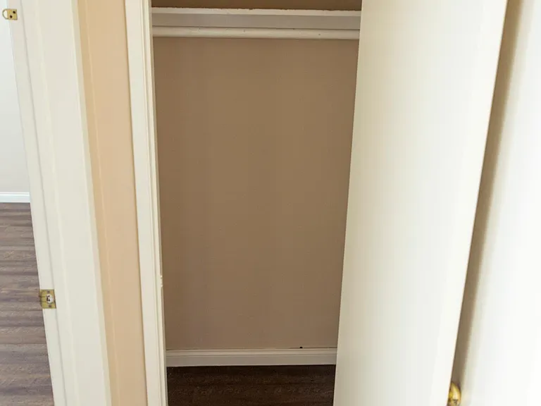 8740 Owensmouth Ave #14 — Photo 7