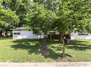 809 Euclid St, Cleburne, TX 76033