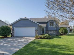 15 La Mar Ct, North Mankato, MN 56003