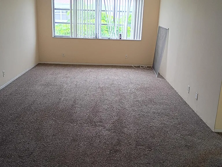 1501 NW 43rd Ave #204 — Photo 6