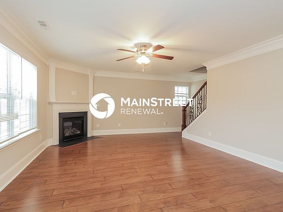 3rd image of 6607 Eastfield Park Dr