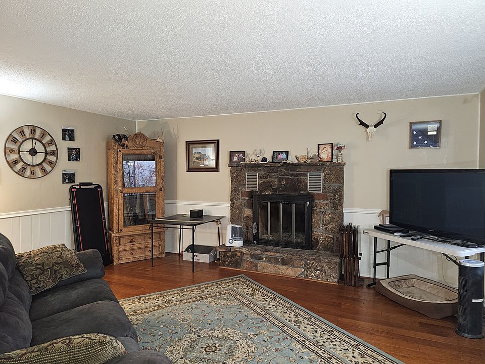 1st image of 25 Wapiti Dr