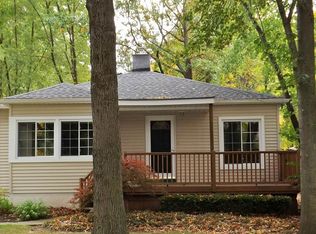 6116 Chestnut Rd, Independence, OH 44131