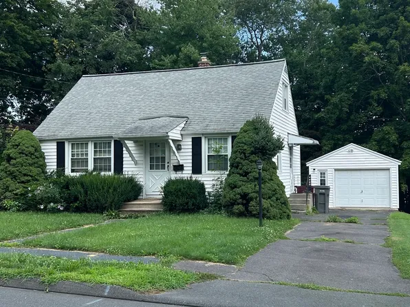 327 North Hoadley Street, Naugatuck, CT 06770