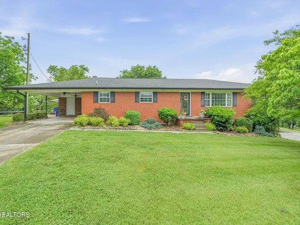 9402 Johnson Rd, Strawberry Plains, TN 37871