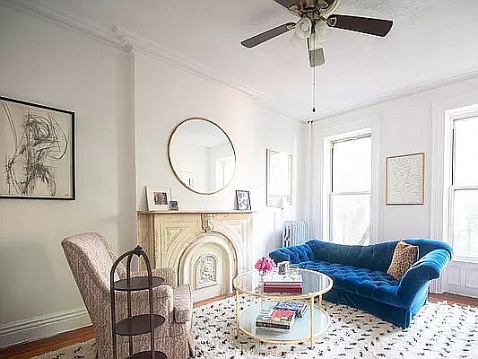 4th image of 49 Jefferson Ave #2