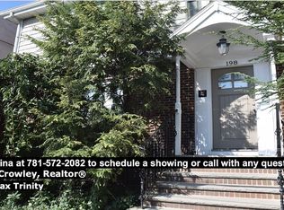 198 Lafayette St APT 1, Salem, MA 01970
