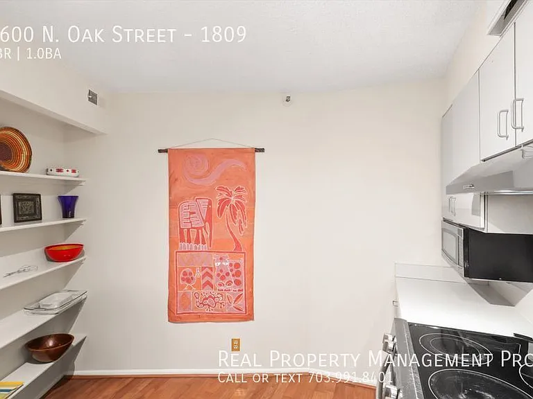 1600 N Oak St #1809 — Photo 11