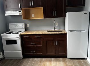 1494 Lepage Ave #1D, Ottawa, ON K1Z 8C9