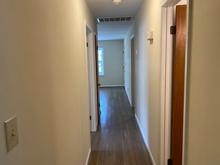 218 Mona Dr — Photo 15
