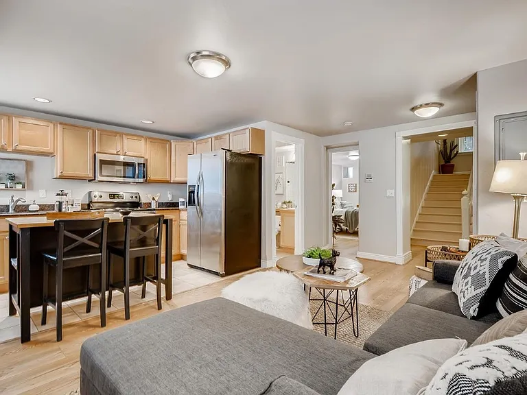 1750 Gaylord St #H — Photo 7