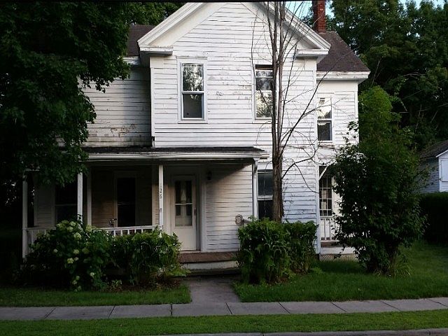 1st image of 126 Swart St
