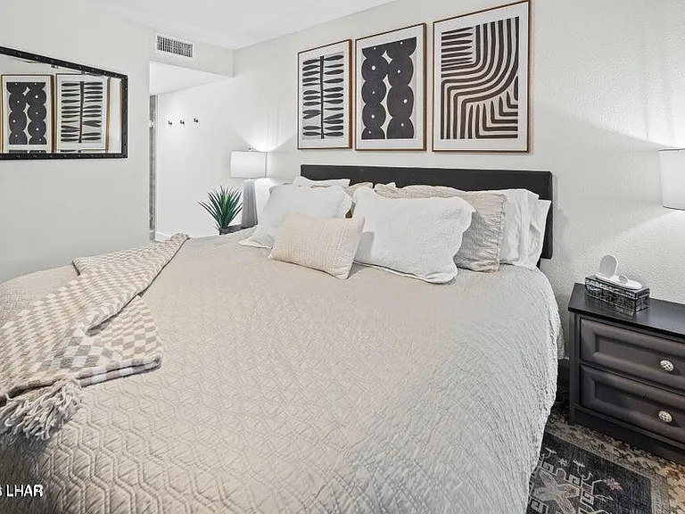 3210 Sweetwater Ave #130 — Photo 8